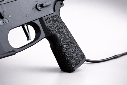 Pistolete y Grip 3D AR15 DFCO GBB